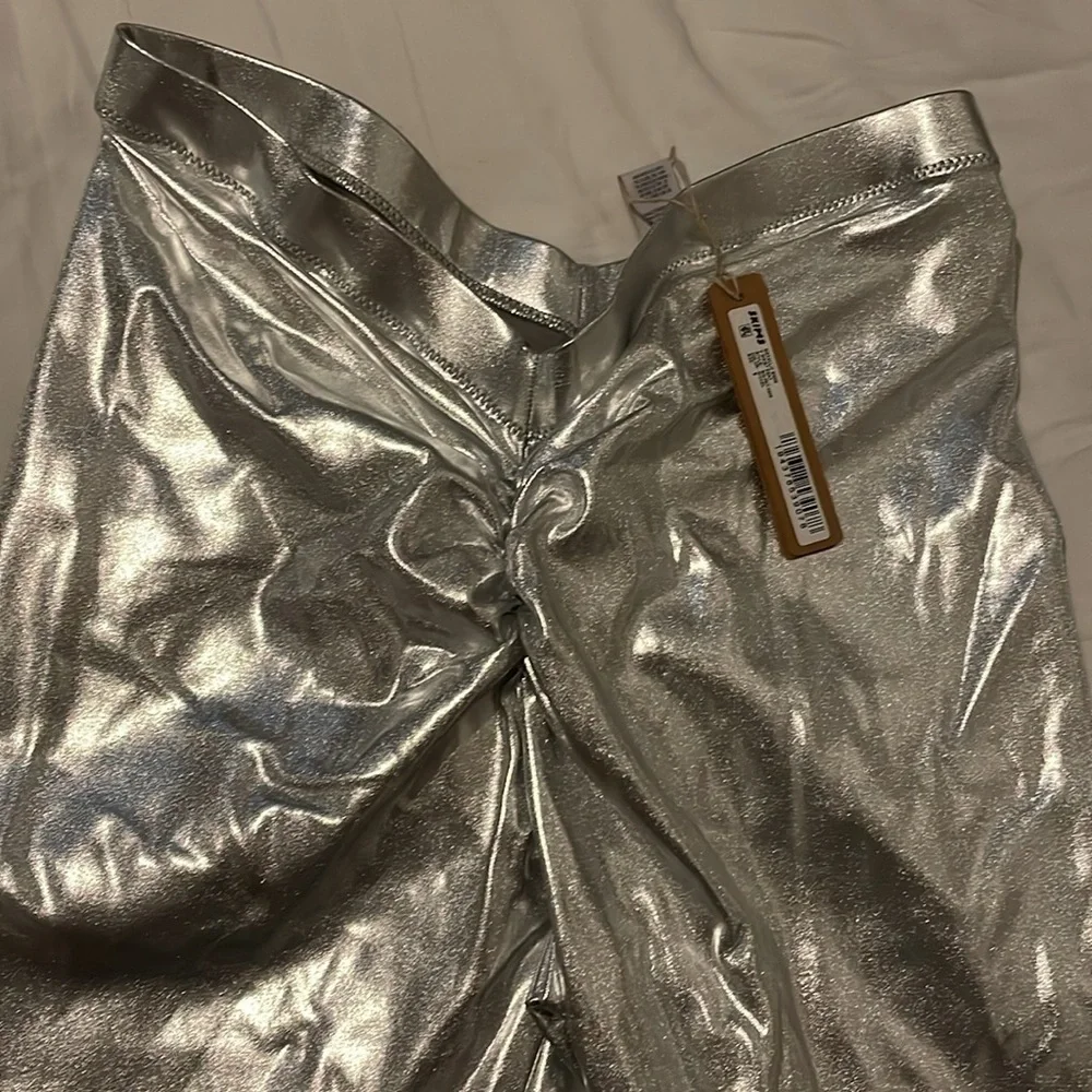 Skims Mettalic swim shorts (nickel)